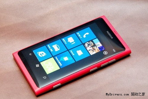 联通版Lumia 800本周开卖 售价不变